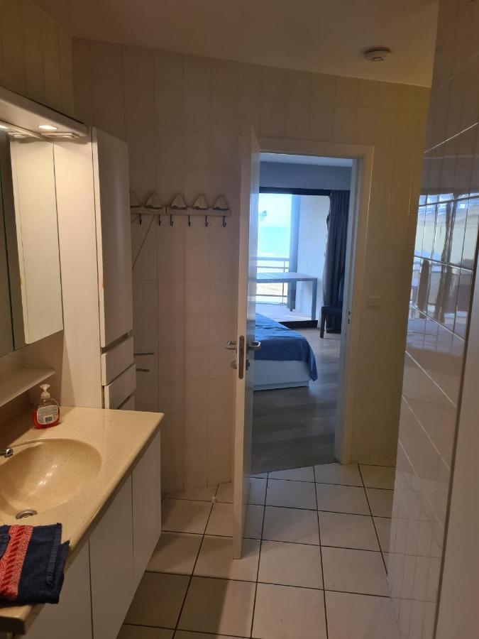 Luxurious Apartment With Sea View Blankenberge Exteriör bild